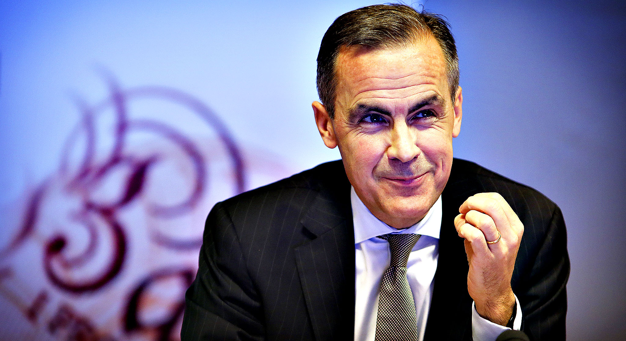 Sterling Weakens Following BoE Governor Mark Carney’s Comments
